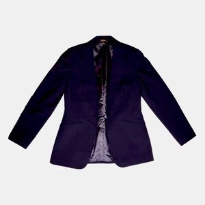 Elegant Women's Structured Navy Blazer
